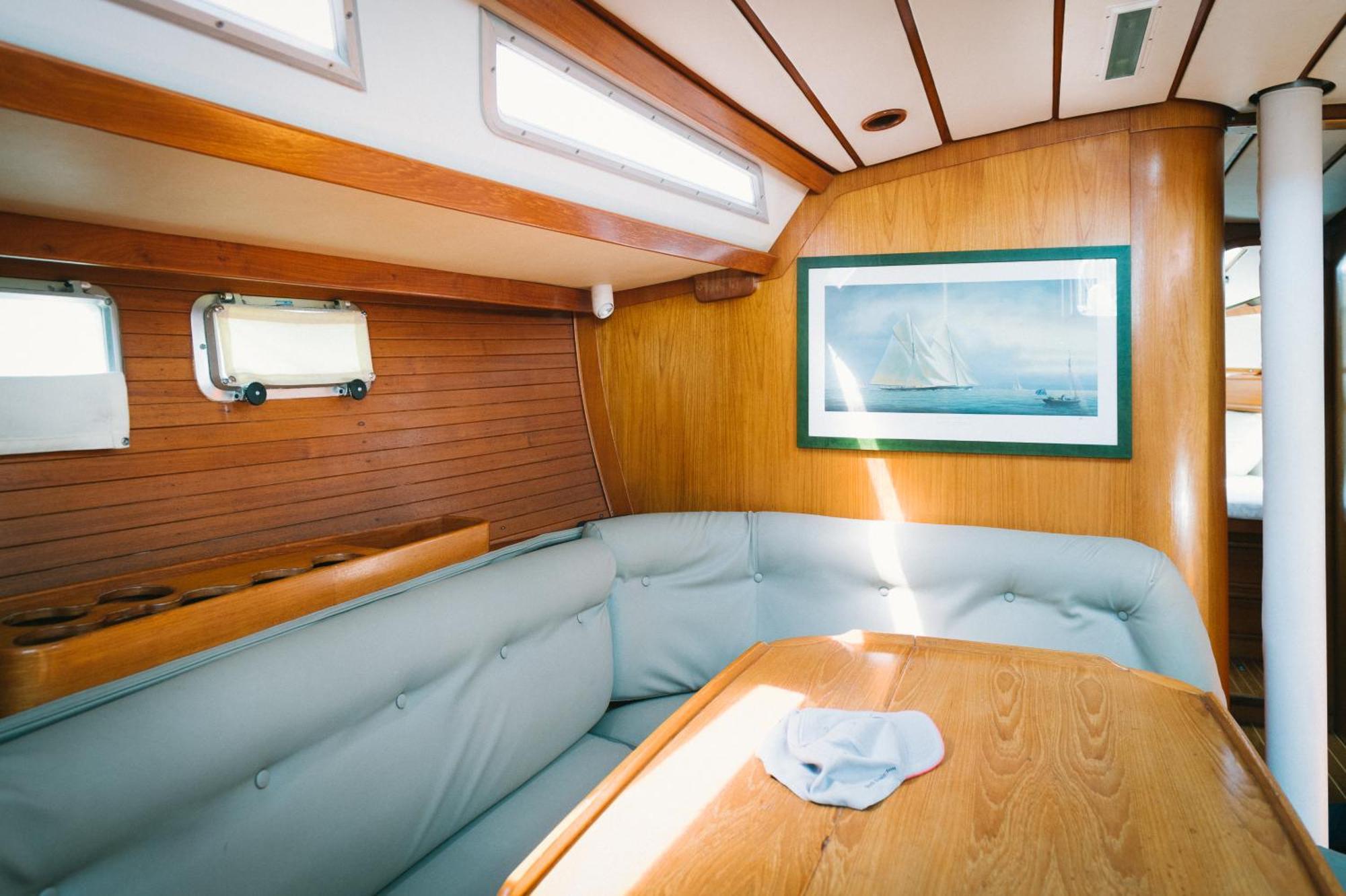 Botel Sleep In Boat Catania